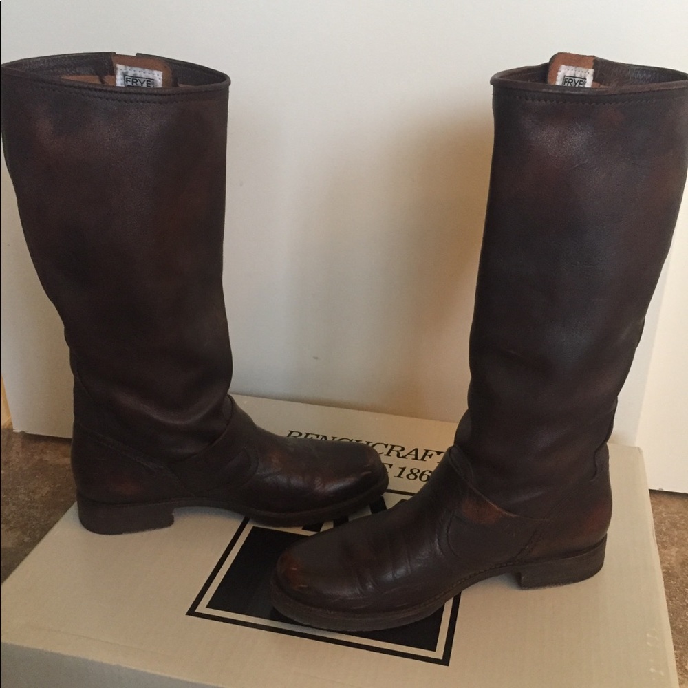 Frye Boots - Veronica - Size 9 - Brown Leather - Picture 3 of 8